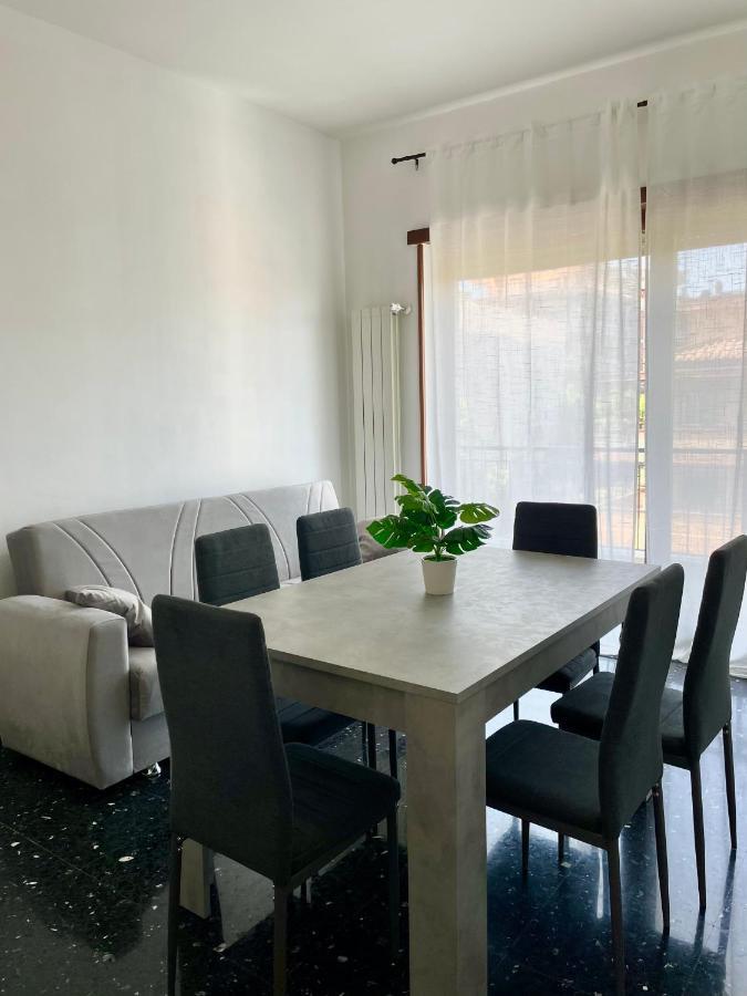 A Due Passi Dal Castello - Appartamento Con Vista Bracciano  Zewnętrze zdjęcie
