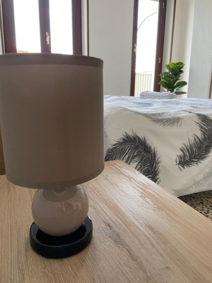 A Due Passi Dal Castello - Appartamento Con Vista Bracciano  Zewnętrze zdjęcie