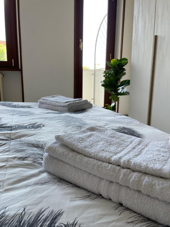 A Due Passi Dal Castello - Appartamento Con Vista Bracciano  Zewnętrze zdjęcie